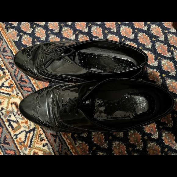 Shiny Oxford GH Bass Women’s Flats - Picture 5 of 7